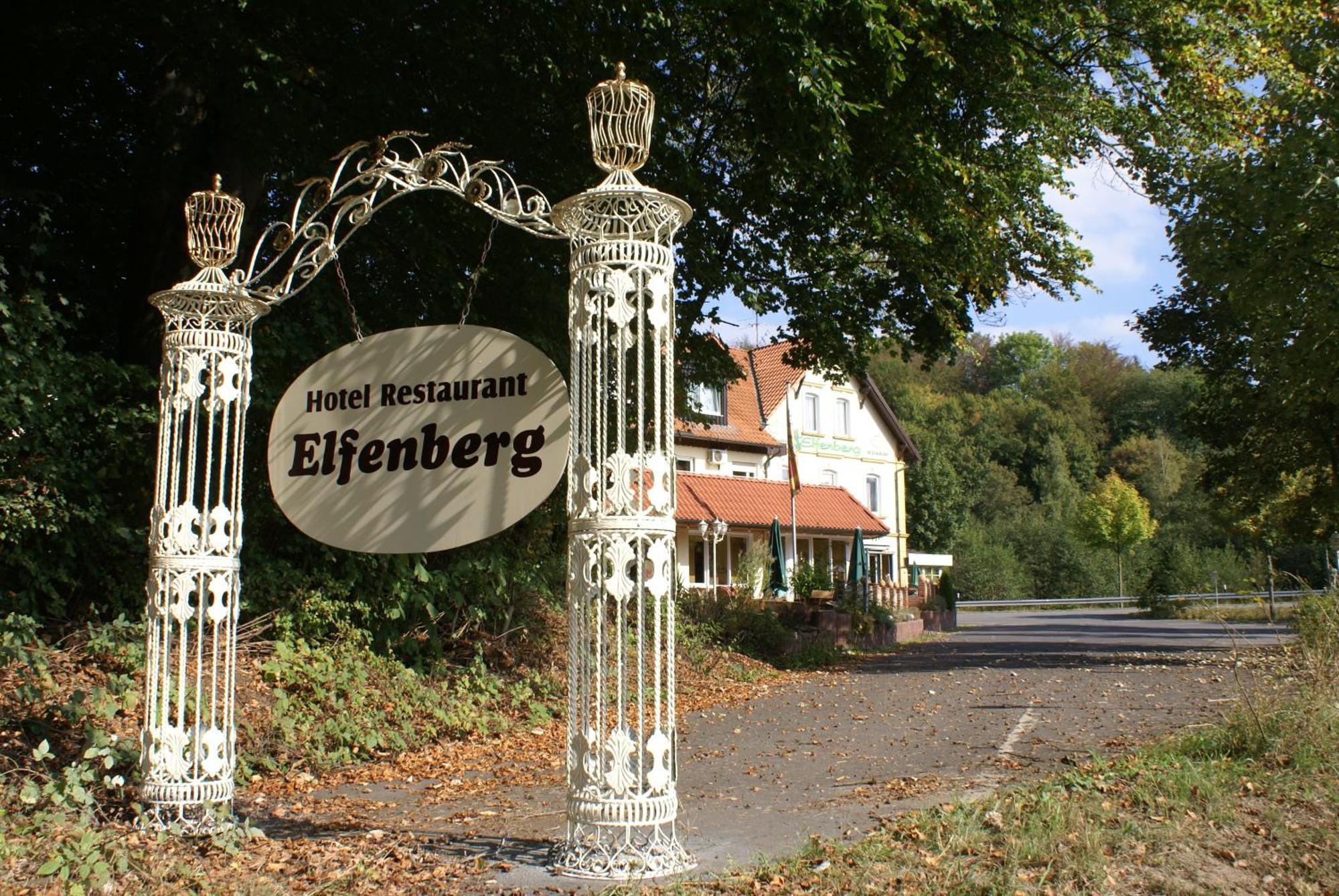 Hotel Elfenberg 슈나이더슈발렌베르크 외부 사진