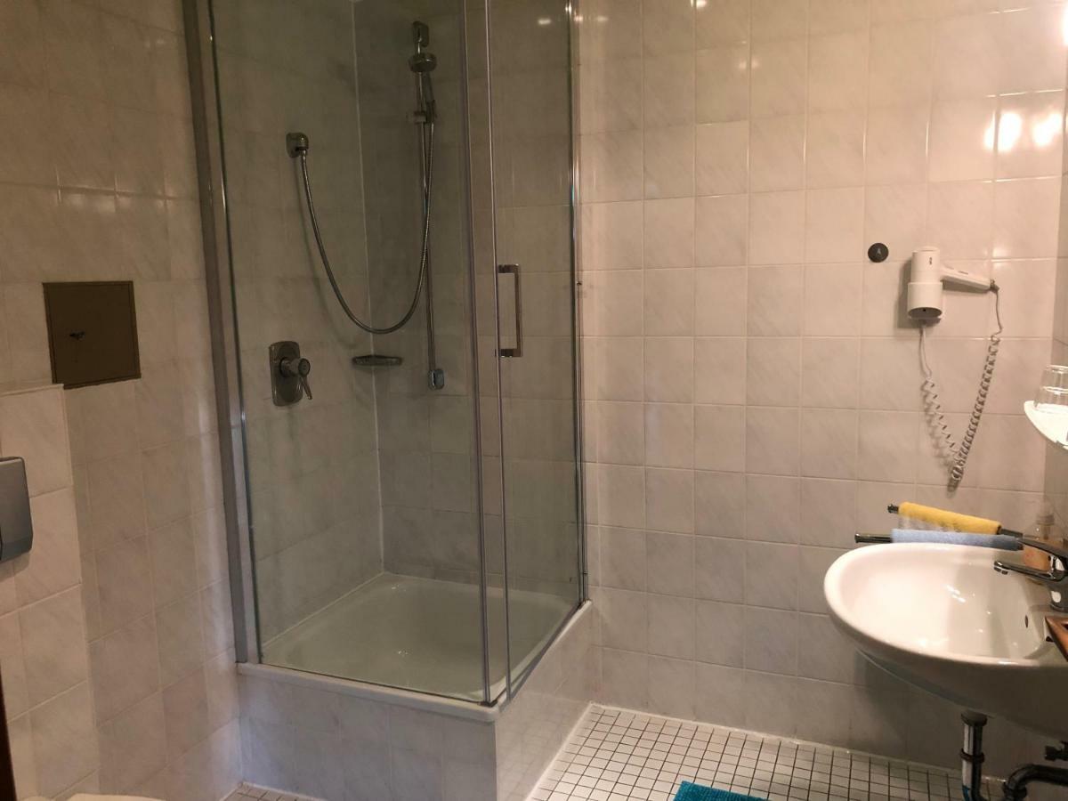 Hotel Elfenberg 슈나이더슈발렌베르크 외부 사진